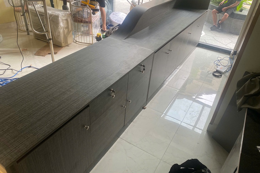 Mặt trong của quầy đã hoàn thiện