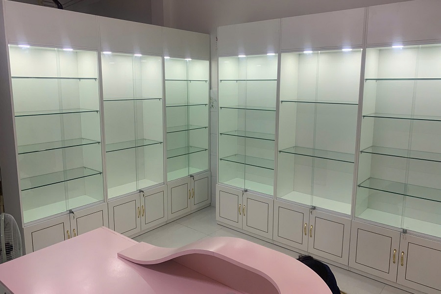 Thi công tủ trưng bày sửa giảm cân tại quận 7