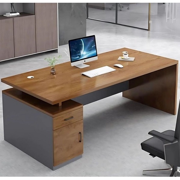Bàn giám đốc 1m8 x 80cm BGD007
