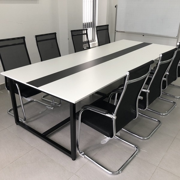 Bàn họp chân sắt giá rẻ BH003