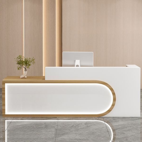 Quầy lễ tân spa giá rẻ 2m QLT014