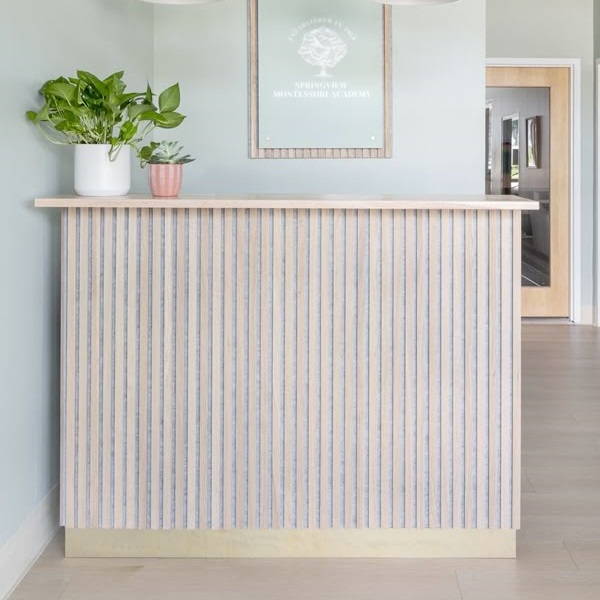 Quầy spa 1m2 ốp lam gỗ QS005