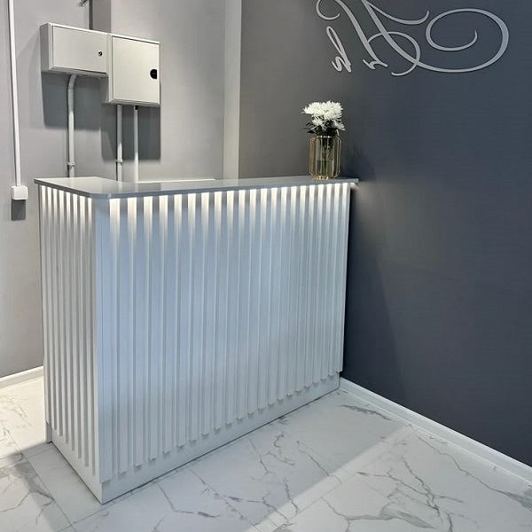 Quầy spa 1m2 x 60cm ốp lam QS004