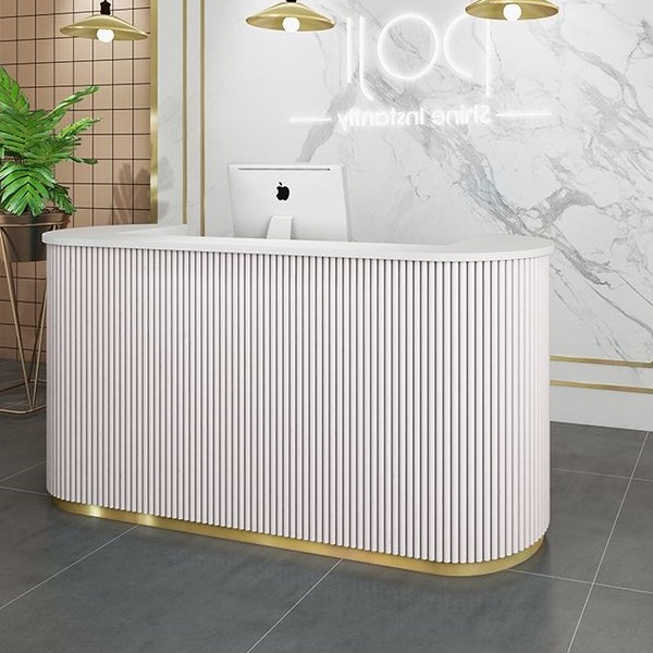 Quầy spa bo cong ốp lam cao cấp QS021