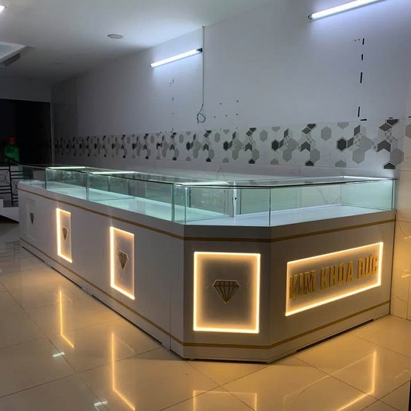 Tủ trưng bày trang sức giá rẻ TTB123