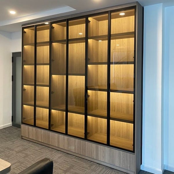 Tủ trưng bày túi xách vân gỗ 3m x 3m TTB125